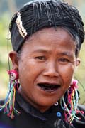 ena z kmene Eng (nkdy nazvan t Ann i black teeth people), okol msta Kengtung. Myanmar (Barma).